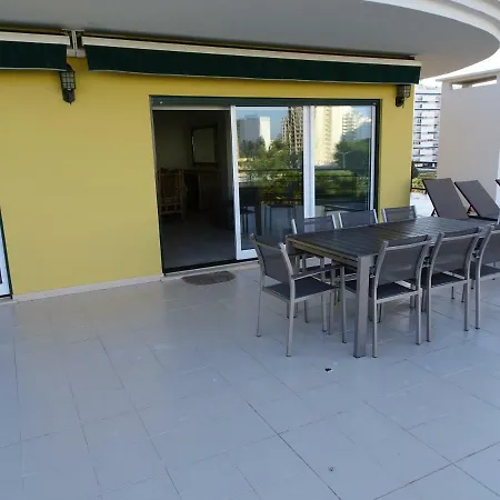 Апартаменты Apartamento Da Rocha